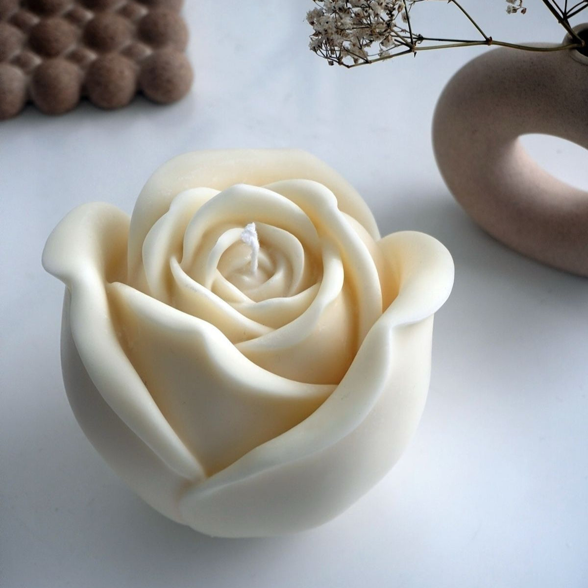 Large rose candle