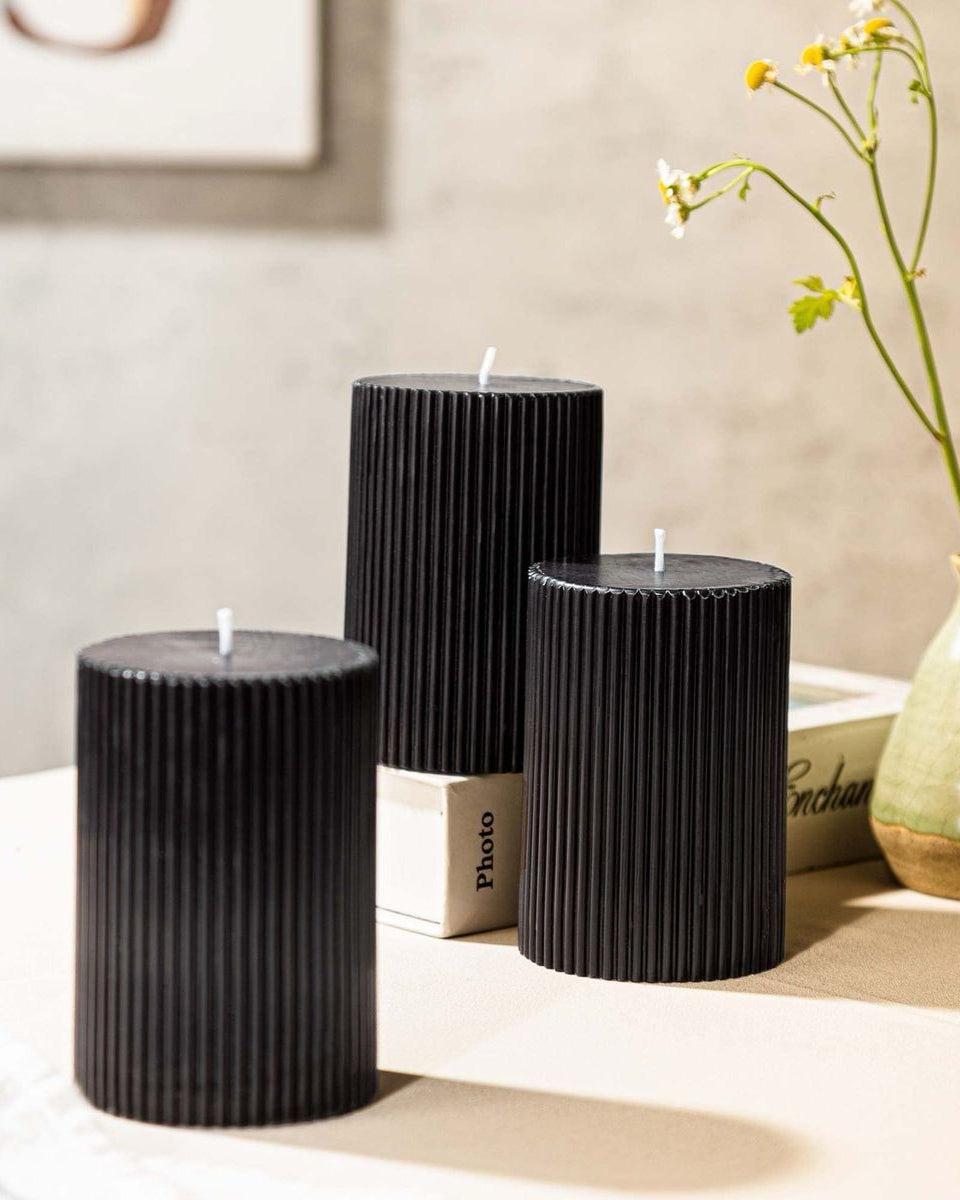 Large ribbed pillar candle