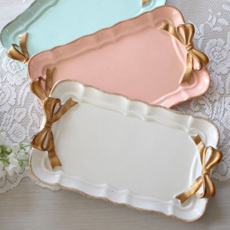 Bow tray