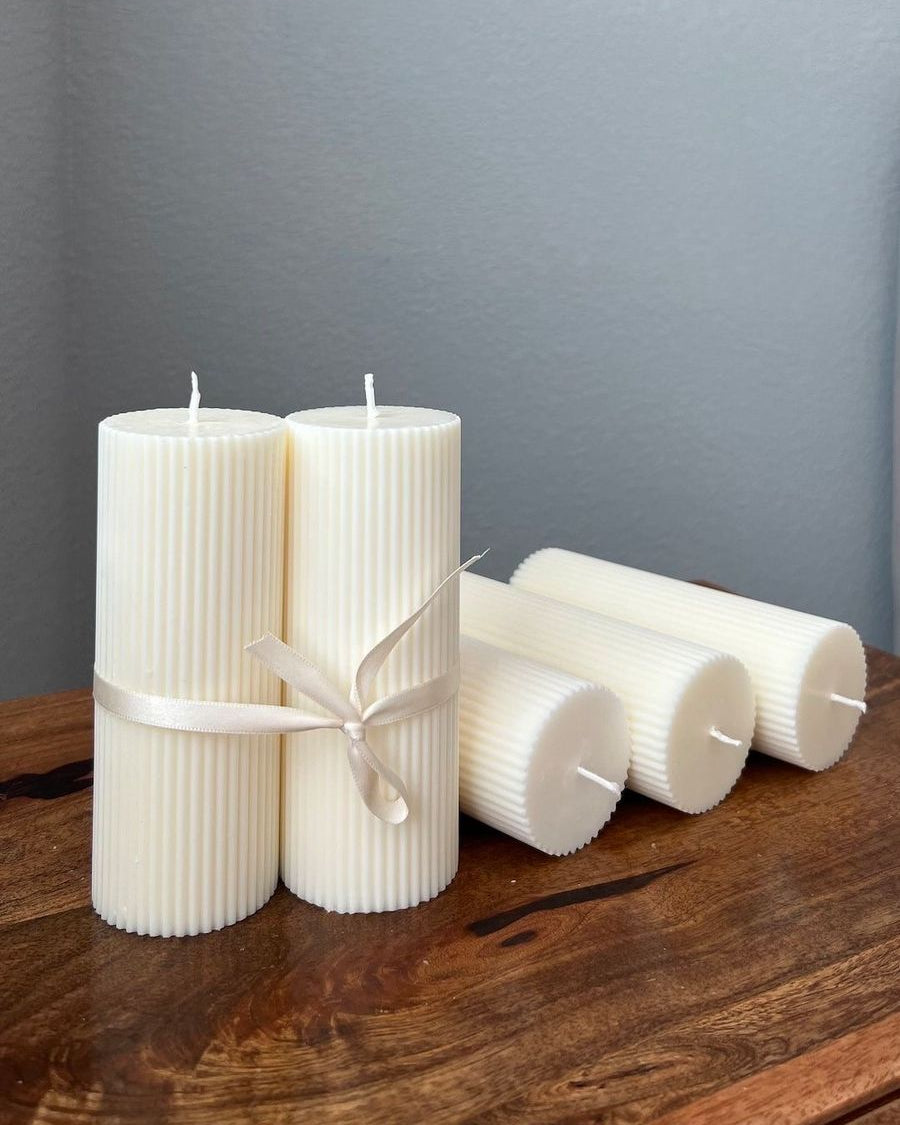 Ribbed pilar candle small